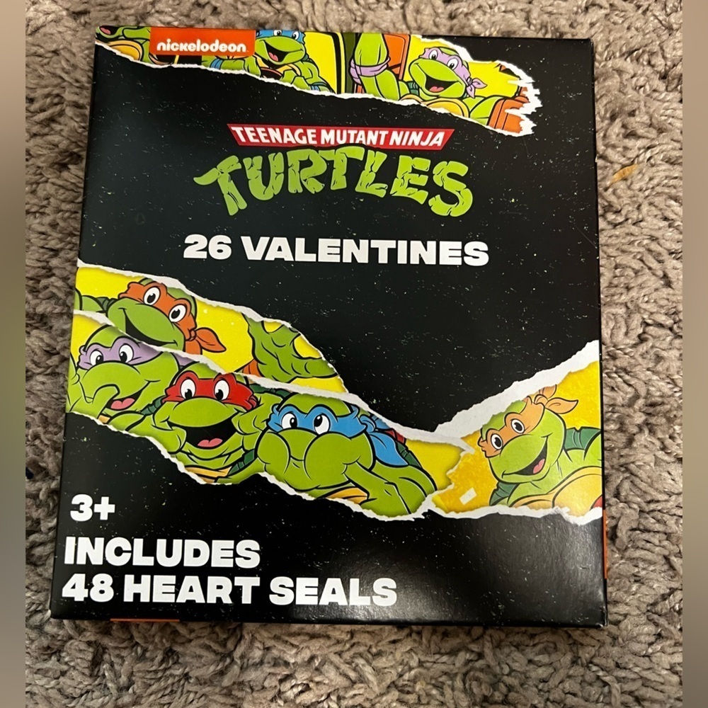 Teenage Mutant Ninja Turtles 26 Valentine's Includes 48 Heart Seals